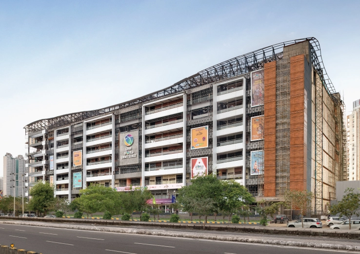 Gaur World SmartStreet